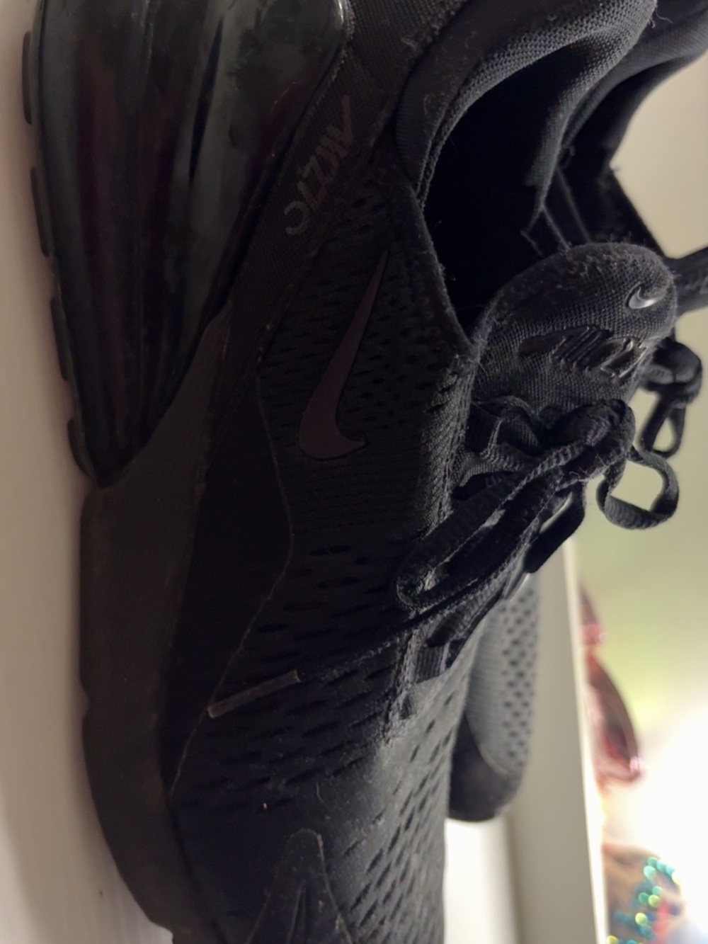 Nike Womens All-Black Athletic Sneakers with Air Unit